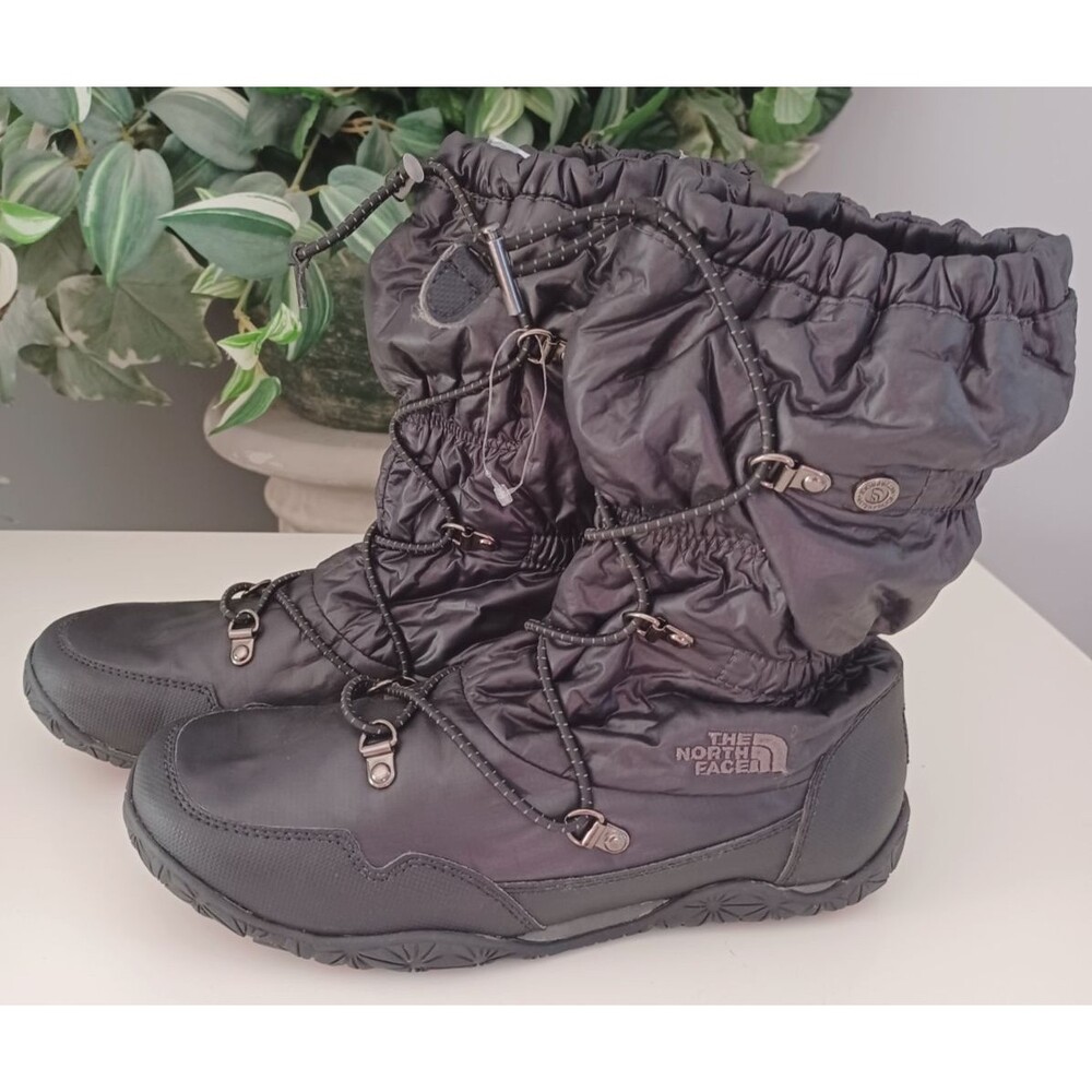 North Face Ice Queen Womens Sz 8 Excellent Snow Traction Warmth